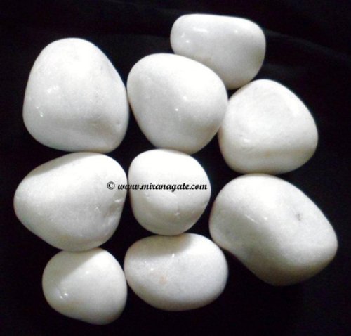 White Agate Jumbo Pebbles Manufacturer Supplier Wholesale Exporter Importer Buyer Trader Retailer in Khambhat Gujarat India